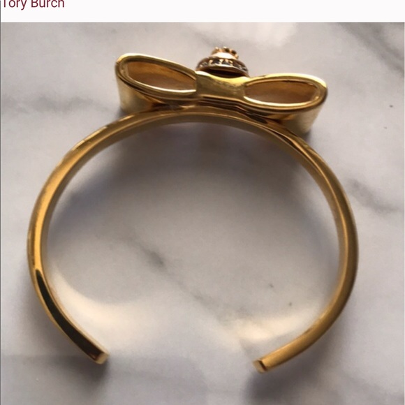 Tory Burch EUC 14KGP Gold Bow Cuff Bracelet w/ TB LOGO, unworn but not new - Picture 6 of 8